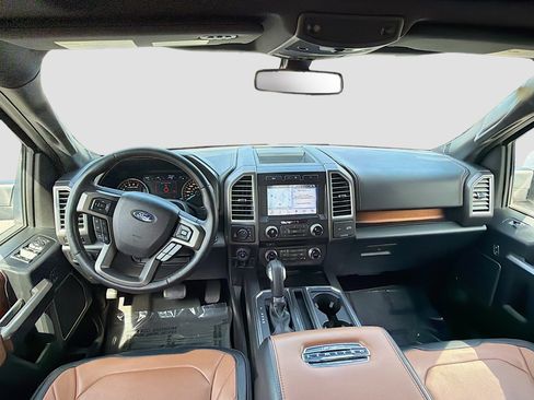 Used 2017 Ford F150 Limited w/ Trailer Tow Package image 15