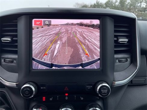 Used 2024 RAM 1500 Big Horn image 33