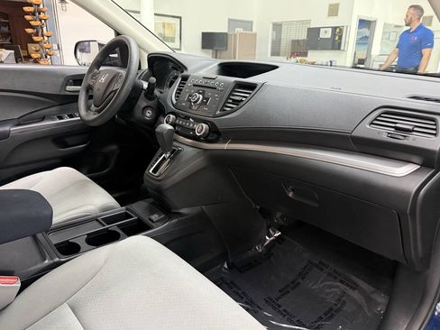 Used 2015 Honda CR-V LX image 17