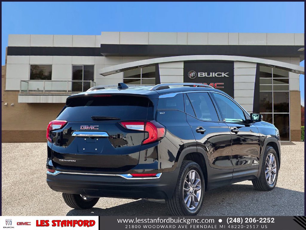 Certified 2023 GMC Terrain SLT FWD image 6