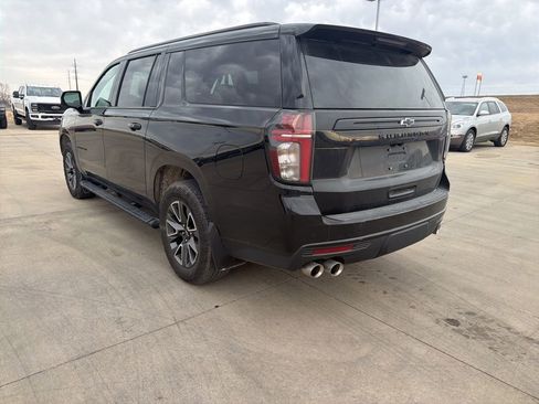 Used 2024 Chevrolet Suburban Z71 w/ Off-Road Capability Package image 5