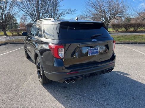Certified 2023 Ford Explorer ST w/ Equipment Group 401A image 8