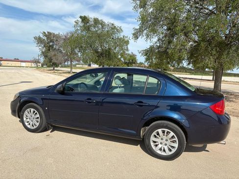 Used 2009 Chevrolet Cobalt LS w/ Protection Package FWD image 7