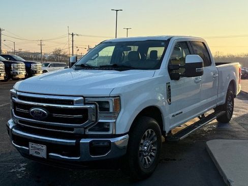 Certified 2022 Ford F250 Lariat w/ Lariat Ultimate Package image 4
