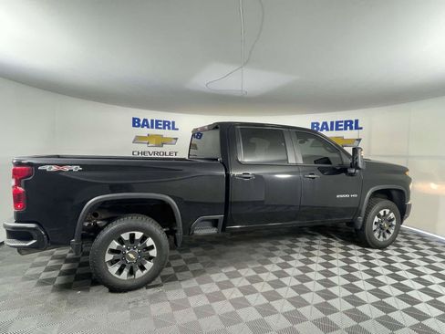Used 2022 Chevrolet Silverado 2500 Custom w/ Custom Value Package AWD/4WD image 6
