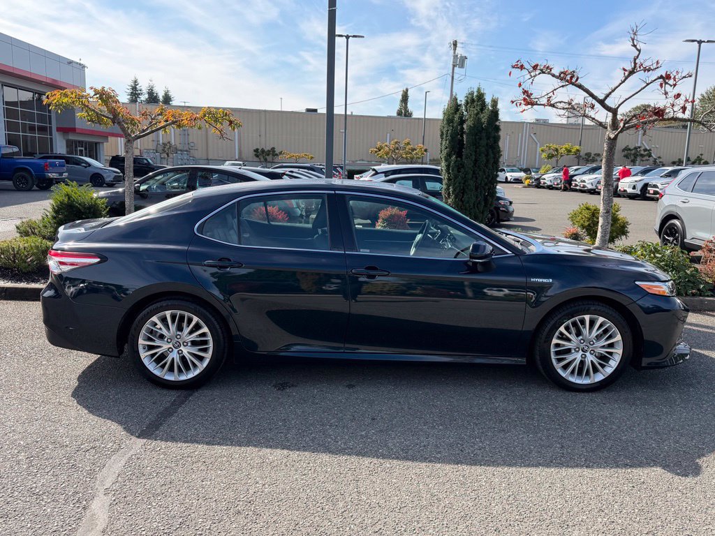 Used 2019 Toyota Camry XLE w/ Driver Assist Package FWD image 6