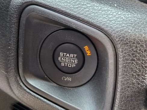 Used 2024 Jeep Wrangler Unlimited AWD/4WD image 20