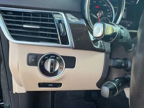 Used 2018 Mercedes-Benz GLE 350 image 30