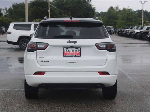 Certified 2023 Jeep Compass High Altitude AWD/4WD image 4