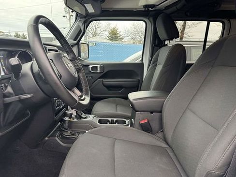 Used 2022 Jeep Wrangler Unlimited Sport AWD/4WD image 13