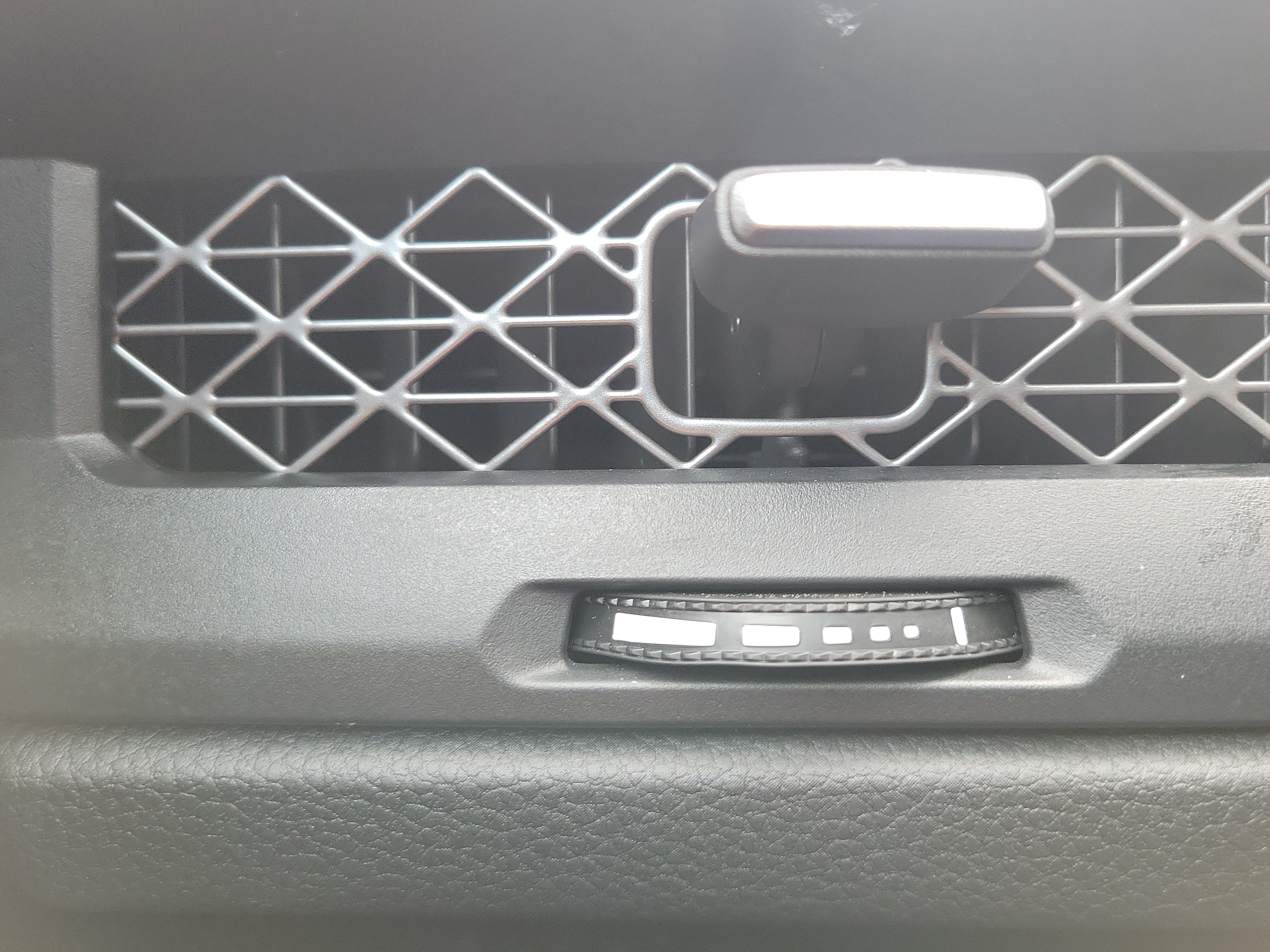Used 2024 Honda Accord EX image 31