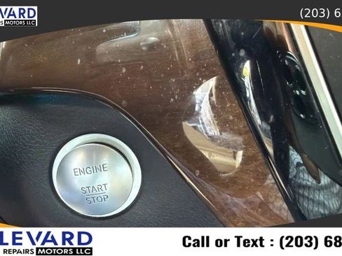 Used 2017 Mercedes-Benz GLS 450 4MATIC image 21
