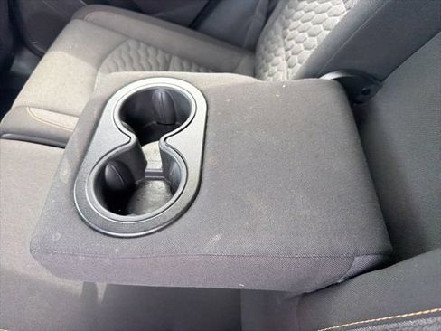 Used 2021 Chevrolet Equinox LT FWD image 12