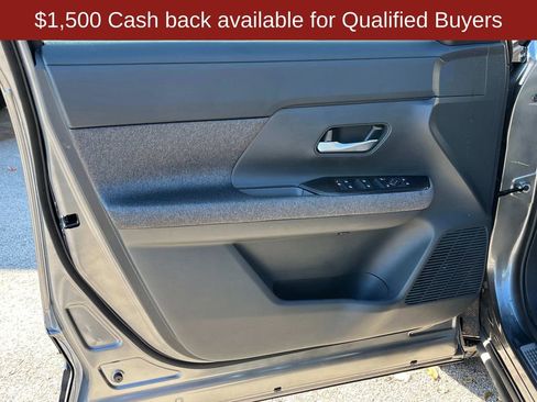 New 2026 Nissan Kicks SV w/ SV Premium Package image 23