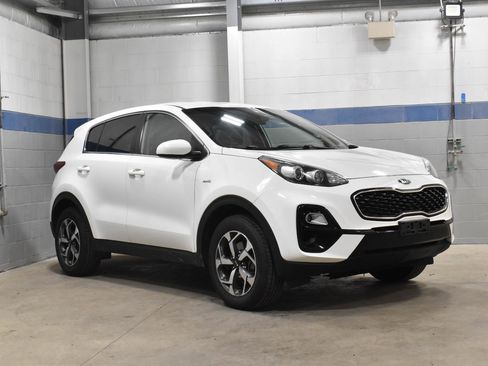 Used 2020 Kia Sportage LX AWD/4WD image 28