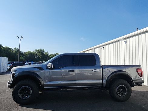 Used 2024 Ford F150 Raptor AWD/4WD image 2