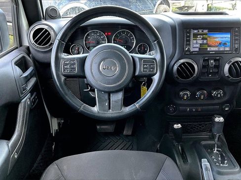 Used 2014 Jeep Wrangler Unlimited Sport w/ Quick Order Package 24S image 10