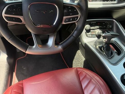 Used 2022 Dodge Challenger SRT Hellcat RWD image 14