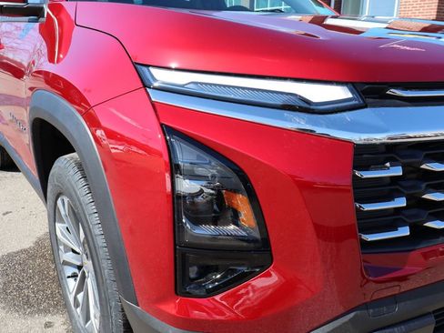 New 2026 Chevrolet Equinox LT w/ Convenience Package II image 3