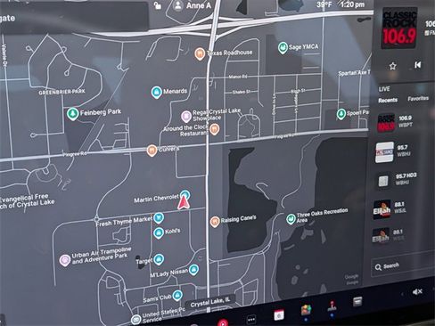 Used 2023 Tesla Model S Standard Range image 25