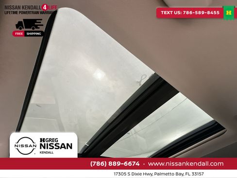 Used 2018 Nissan Rogue SL w/ Premium Package image 26