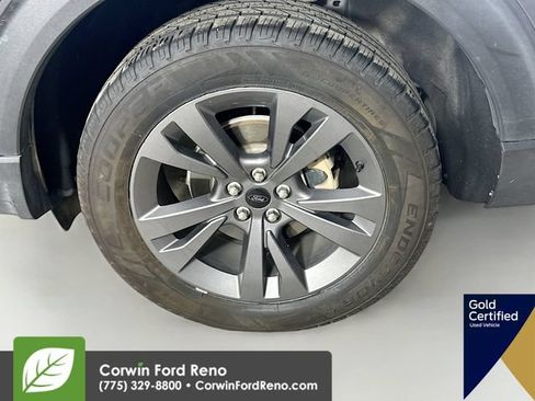 Used 2021 Ford Explorer XLT w/ Equipment Group 202A AWD/4WD image 35