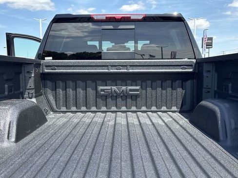 New 2026 GMC Sierra 1500 Denali AWD/4WD image 10