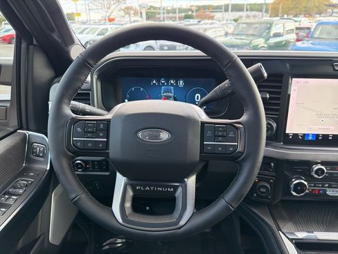 New 2025 Ford F250 Platinum image 25