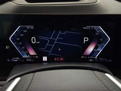 Used 2024 BMW X5 xDrive50e image 21