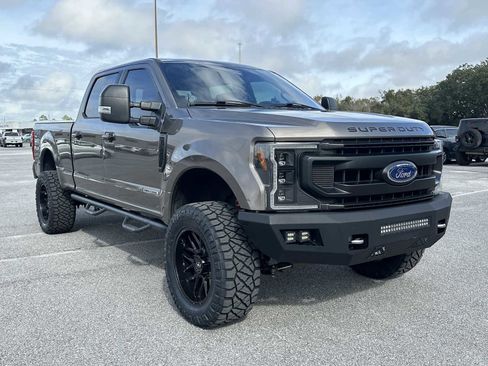 Used 2020 Ford F250 XLT w/ XLT Premium Package image 2
