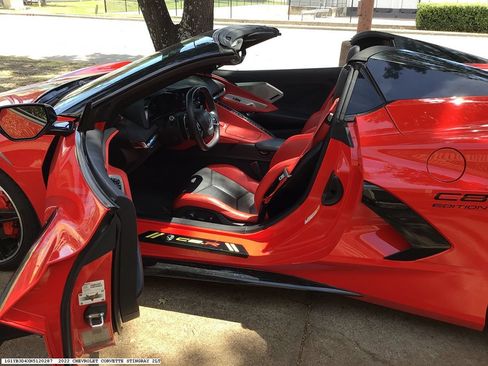 Used 2022 Chevrolet Corvette Stingray Preferred Conv w/ Z51 Performance Package RWD image 12
