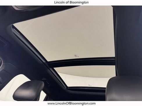 Used 2019 Lincoln Nautilus Reserve AWD/4WD image 22