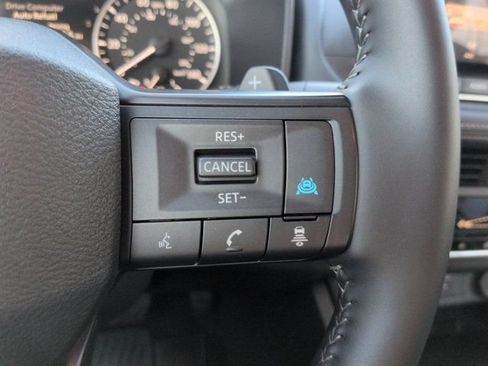 Used 2026 Nissan Rogue SV FWD image 23