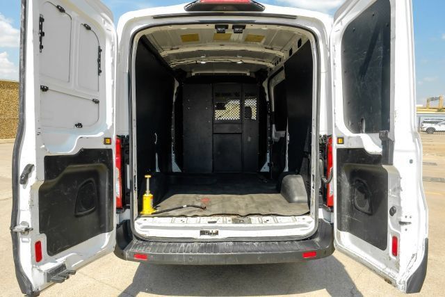 Used 2018 Ford Transit 250 130 Medium Roof RWD image 52