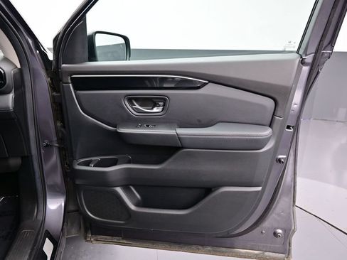 Used 2025 Honda Pilot EX-L image 35