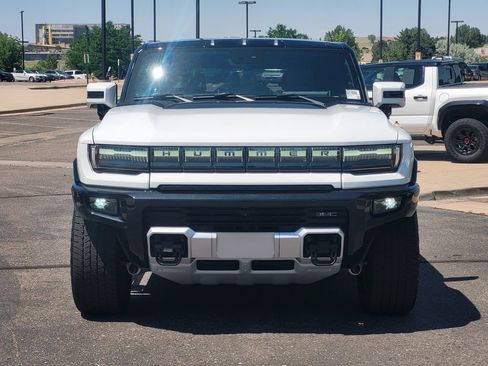 Used 2025 GMC Hummer EV 3X AWD/4WD image 9