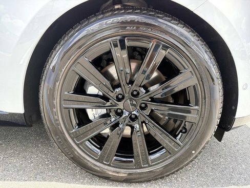 New 2026 Land Rover Range Rover SE AWD/4WD image 9