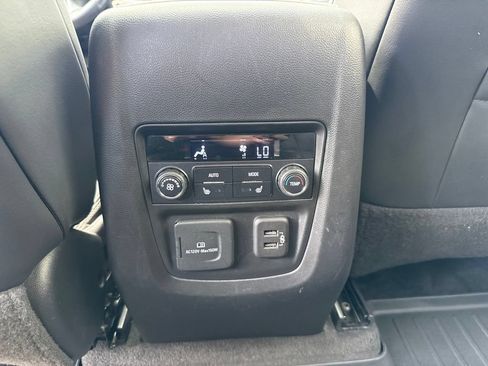 Used 2020 Buick Enclave Avenir w/ Avenir Technology Package AWD/4WD image 31
