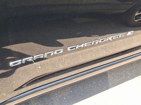 Used 2022 Jeep Grand Cherokee L Overland AWD/4WD image 10