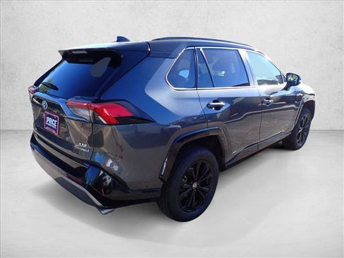 Used 2023 Toyota RAV4 XSE AWD/4WD image 4