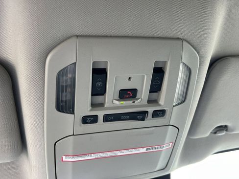 Used 2024 Toyota Highlander Platinum AWD/4WD image 24