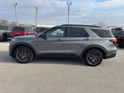 New 2026 Ford Explorer ST w/ Sun And Sound Package AWD/4WD image 2