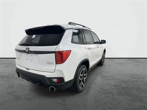 Certified 2023 Honda Passport Elite image 3