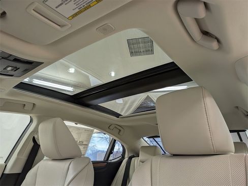 New 2025 Lexus ES 350 Ultra Luxury image 22