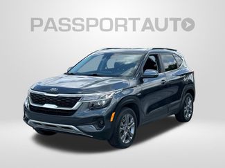 Used 2021 Kia Seltos S image 1