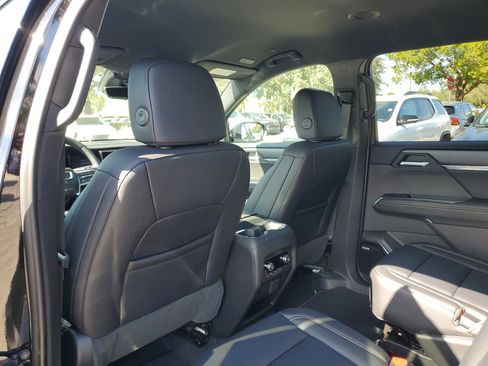 New 2026 GMC Acadia Elevation w/ Elevation Premium Package image 7