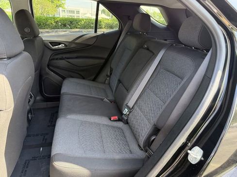 Used 2022 Chevrolet Equinox LT w/ Driver Convenience Package FWD image 28
