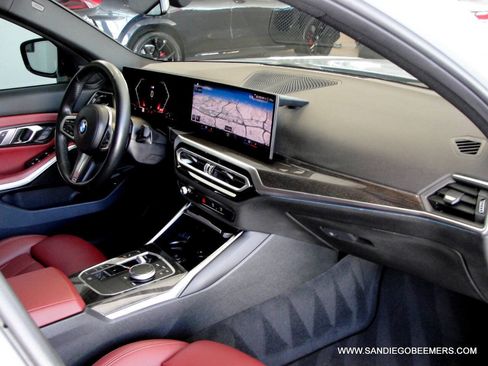 Used 2023 BMW 330i Sedan w/ M Sport Package RWD image 35