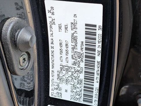 Used 2020 Toyota Tacoma TRD Sport w/ TRD Premium Sport Package image 19