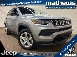 Used 2024 Jeep Compass Sport video 1